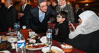 Vali Baruş, EMŞAV ile iftar yaptı