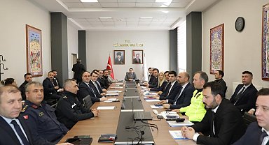 Vali Işın: "Tüm tedbirler titizlikle uygulanmaya devam edecek"