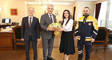 Vali Makas'tan 14 Mart Tıp Bayramı tebriği