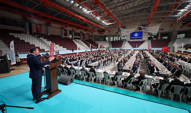 Vali Masatlı, muhtarla iftarda bir araya geldi