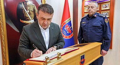 Vali Sözer Bilecik İl Jandarma Komutanlığı'nda bilgi aldı