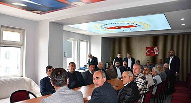 Vezirköprü'de muhtarlar derneğinde seçim: Kılıç güven tazeledi