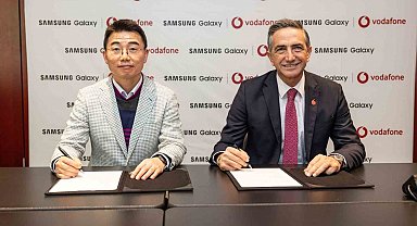 Vodafone ve Samsung'dan Mobil Dünya Kongresi'nde yeni 5G'li cihaz iş birliği