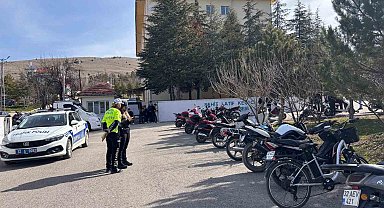 Yalvaç'ta son 1 haftada 311 araç kontrol edildi
