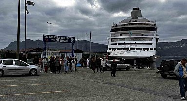 Yeni yılın ilk Rus turistleri Amasra'da