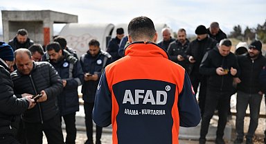 Yeşilyurt Belediyesi ekibine AFAD'dan arama kurtarma eğitimi