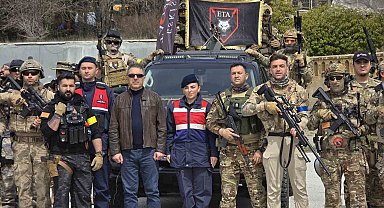 Yozgat'ta 120'den fazla oyuncunun katıldığı airsoft takımları savaş senaryolu etkinlikte buluştu