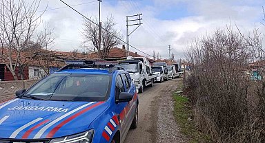 Yozgat'ta çalıntı araç operasyonu düzenlendi, 4 kişi gözaltına alındı