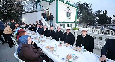 Yunanistan'a gönül sofrası