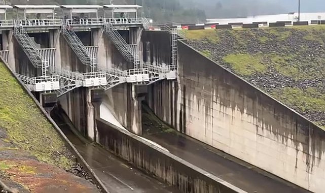 Yuvacık Barajı yüzde 93 doldu, kapaklar açıldı