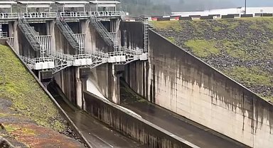 Yuvacık Barajı yüzde 93 doldu, kapaklar açıldı