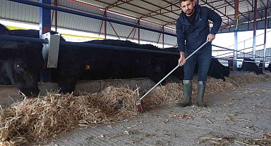 Ziraat mühendisliğini bırakarak devlet desteğiyle kurduğu çiftlikte hayvancılığa başladı