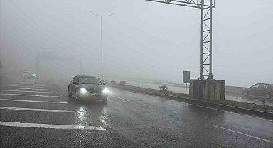 Zonguldak'ta etkili olan sis görüş mesafesini düşürdü