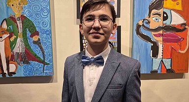 12 yaşındaki Egemen'in resim sergisi