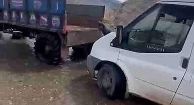 23 Nisan'da çocuklar yolda kaldı