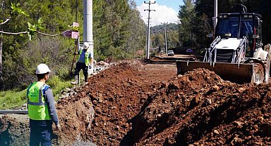 3 bin 800 metrelik su isale hattı yenilendi