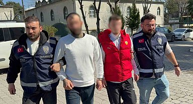 'Gözlüğünün altından bize niye baktın' diye silahla vurdular