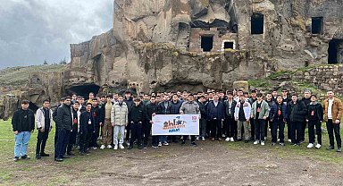 'Maziden Atiye Ahlat' programı gençleri tarihle buluşturuyor