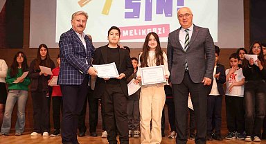 'Sen Yaparsın Melikgazi'de başarılı olan küçük müzisyenler ödüllerini aldı