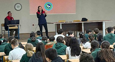 6. Sınıf öğrencilerine organik tarım ve kahverengi kokarca eğitimi verildi