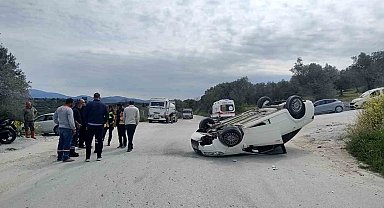80 yaşındaki sürücü takla atan araçtan sağ çıktı