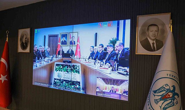 81 il valisinin katılımıyla okul güvenliği toplantısı yapıldı