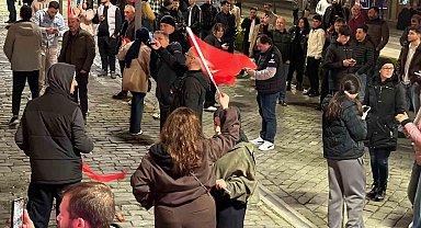 A Milli Futbol Takımı'nın, Dünya Kupası'na katılmaya hak kazanması Trabzon'da coşkuyla kutlandı