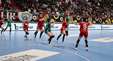 A Milli Kadın Hentbol Takımı, Macaristan'a 42-23 mağlup oldu