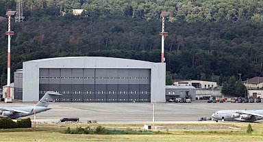 ABD'nin Almanya'nın 20 farklı bölgesinde yaklaşık 39 bin askeri bulunuyor