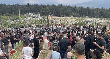 Adana'da boğulan üniversiteli genç, Osmaniye'de gözyaşlarıyla defnedildi