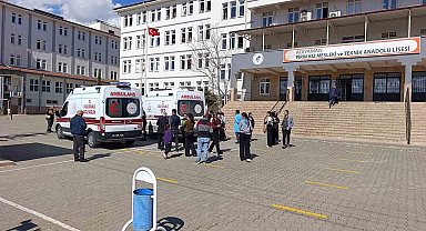Adıyaman'da 3 öğrenci gıda zehirlenmesi şüphesiyle hastanelik oldu