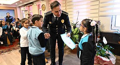 Ağrı'da öğrenciler Polis Haftası kapsamında emniyeti ziyaret etti