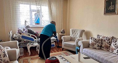 Ağrı'da "Vefa Projesi" kapsamında bin 58 vatandaşa evde temizlik hizmeti