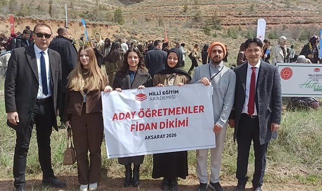 Aksaray'da aday öğretmenler fidanları toprakla buluşturdu