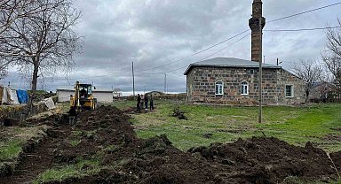 Akyaka'da örnek dayanışma: Minik Asya'dan büyük destek