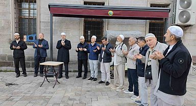 Alaplı'da Hacı Adayları Dualarla Uğurlandı