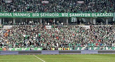 Ankara Demirspor - Bursaspor maçı öncesi tribünde kavga çıktı
