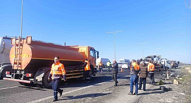 Ankara'da iki araç kafa kafaya çarpıştı: 5 ölü
