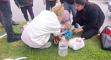 Antalya'da yürekleri ağza getiren kaza: Aniden yola fırlayan 5 yaşındaki çocuğa otomobil çarptı