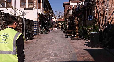 ASAT'tan Kaleiçi'nde kanalizasyon hattı temizliği