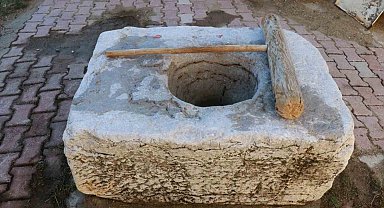 Asırlık dibek, köyün ortak mirası oldu