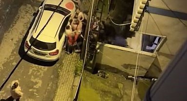 Avcılar'da komşuların yumruklu sopalı kavgası