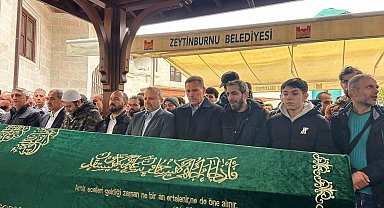 Babadan küçük kızına acı dolu veda: Kızının tabuta sarılarak gözyaşlarına boğuldu