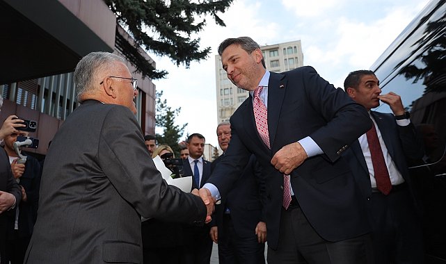 Bakan Bayraktar: "Kayseri, Türkiye'nin gözbebeği"