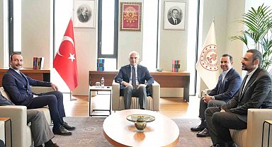 Bakan Ersoy: " Görkem Sevindik'in ortaya koyduğu insani duruşun yanındayız"