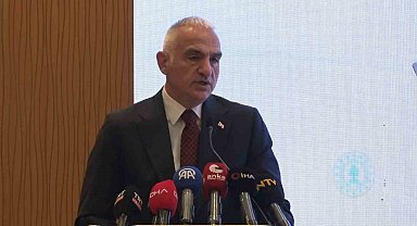 Bakan Ersoy: "Turizm sahasında gelirlerimizi 2017 yılına kıyasla yüzde 109 artırdık"