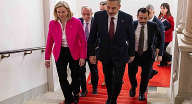 Bakan Fidan, Avusturyalı Bakan Meinl-Reisinger ile bir araya geldi