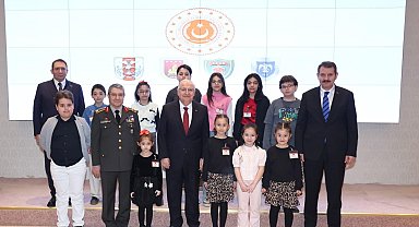 Bakan Güler şehit ve gazilerin çocuklarıyla bir araya geldi