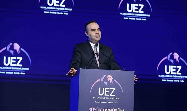 Bakan Kacır: "Türkiye başka hiçbir ülkenin başaramadığı bir ihracat kabiliyeti seviyesine erişti"