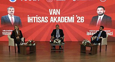 Bakan Tekin'den o sendikaya tepki: "Burası muz cumhuriyeti değil, hukuk devletidir"